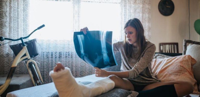 what is a stress fracture