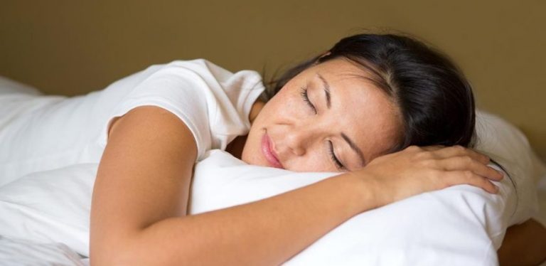 how to sleep with back pain